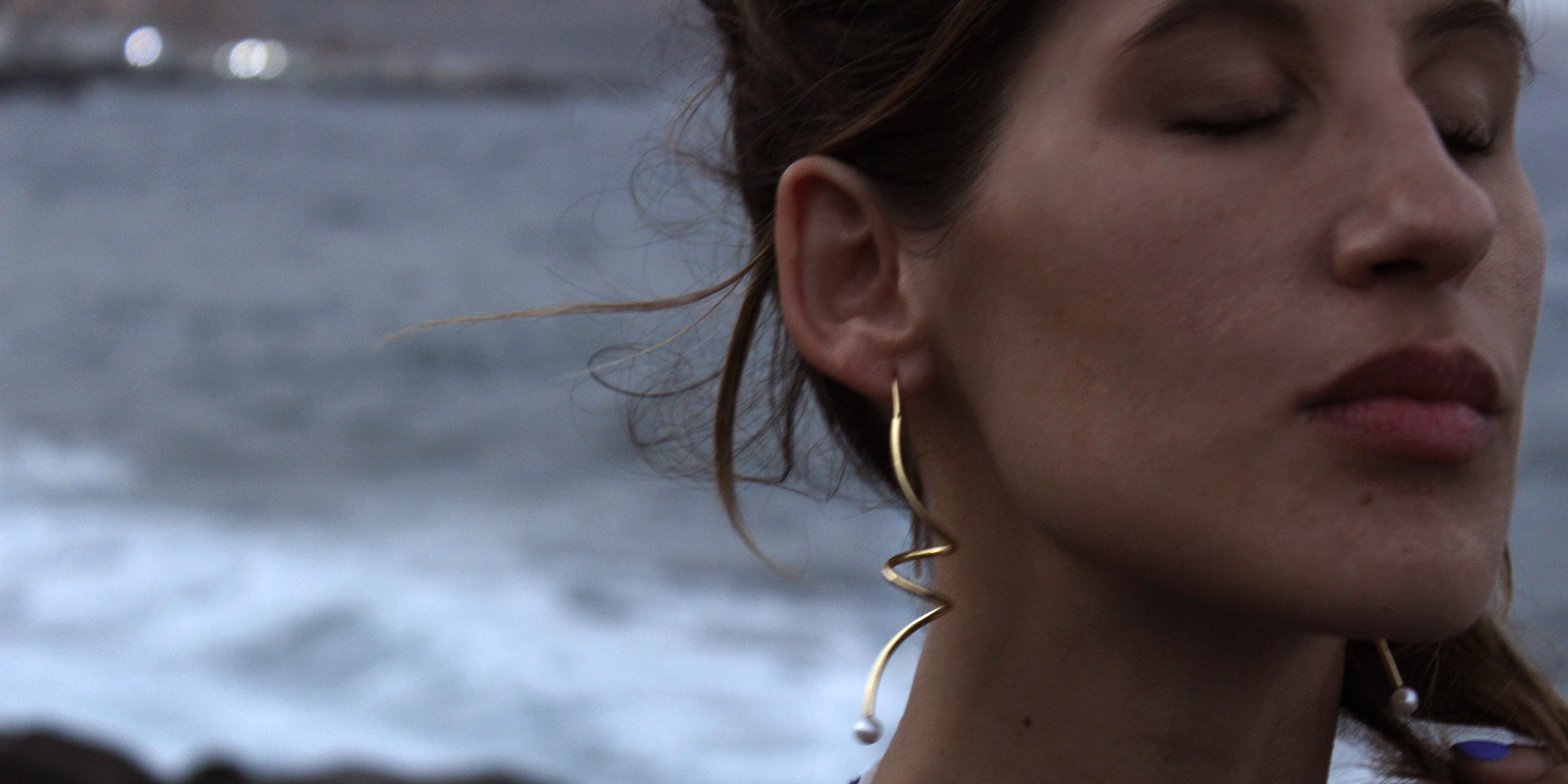 Joyería artesanal hecha en España para un verano único | El Colmo Jewels